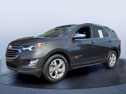 Used 2019 Chevrolet Equinox Premier FWD image 2