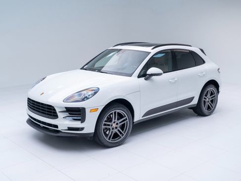 Certified 2019 Porsche Macan image 1