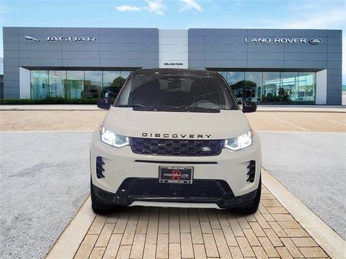 Certified 2025 Land Rover Discovery Sport Dynamic SE image 2