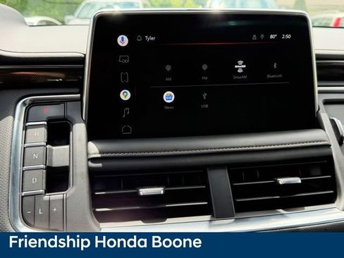 Used 2022 GMC Yukon XL AT4 w/ Technology Package AWD/4WD image 27