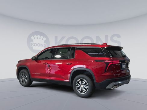 New 2026 Chevrolet Traverse LT FWD image 8