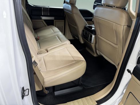 Used 2018 Ford F250 Lariat w/ Lariat Ultimate Package image 30