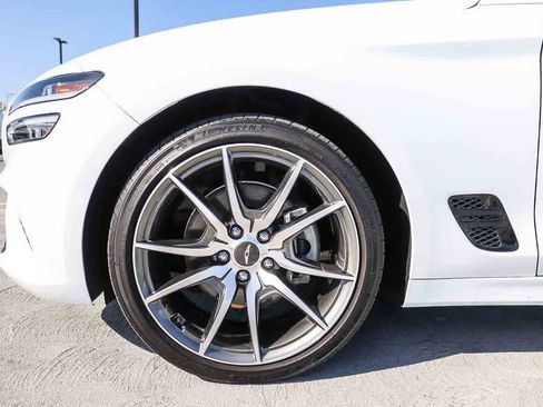 Used 2023 Genesis G70 2.0T AWD/4WD image 11