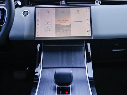 New 2026 Land Rover Range Rover Evoque S image 13