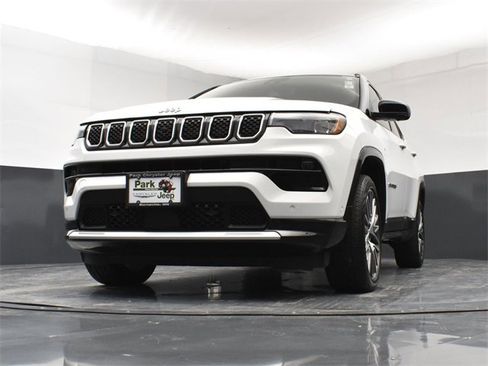 Used 2024 Jeep Compass Limited w/ Elite Group image 20