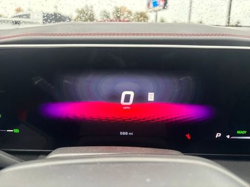 Used 2024 Dodge Charger R/T w/ Plus Group image 24