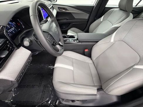 Certified 2026 Toyota Camry SE w/ Convenience Package FWD image 22