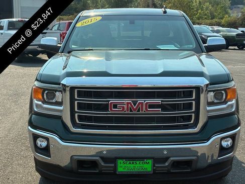Used 2015 GMC Sierra 1500 SLT w/ SLT Preferred Package AWD/4WD image 4