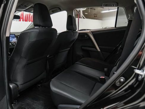 Used 2018 Toyota RAV4 LE w/ All Weather Liner Package AWD/4WD image 36