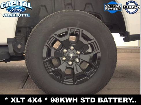 Used 2025 Ford F150 Lightning XLT AWD/4WD image 12