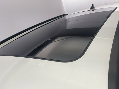 New 2026 Volkswagen Atlas Cross Sport SEL R-Line image 7