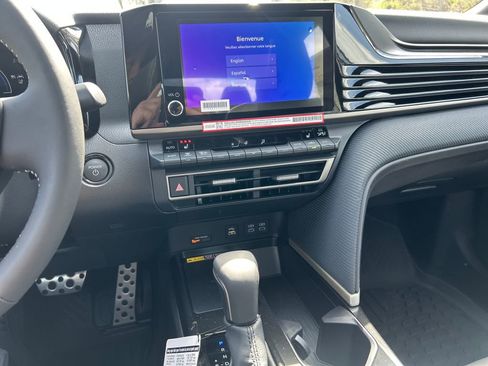 New 2026 Toyota Camry SE image 11