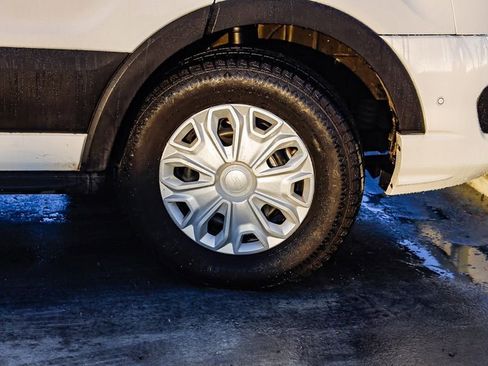 Used 2023 Ford Transit 350 XLT image 11