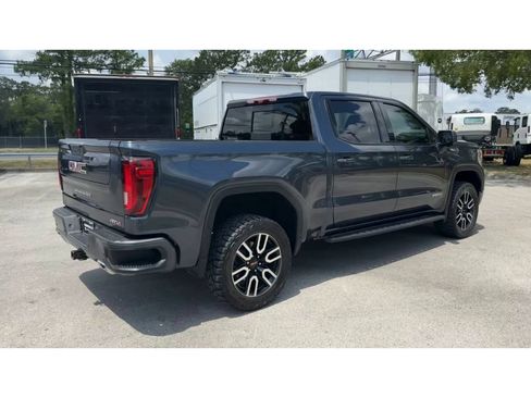 Used 2021 GMC Sierra 1500 AT4 w/ Technology Package AWD/4WD image 8