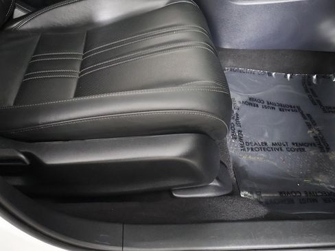 Used 2023 Honda HR-V EX-L image 32