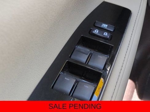 Used 2018 Lexus ES 350 w/ Luxury Package w/Wood Trim FWD image 22