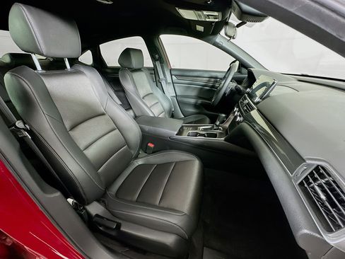 Used 2019 Honda Accord Sport image 28