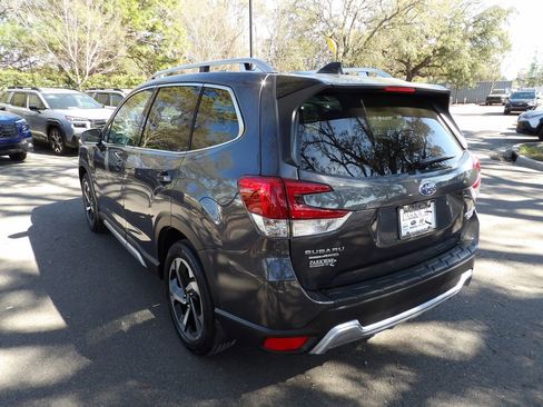 Used 2024 Subaru Forester Touring w/ Convenience Package image 9
