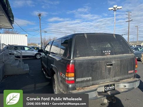 Used 2005 GMC Sierra 1500 SLE w/ Light Duty Power Package image 7