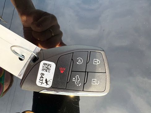 Used 2023 Chevrolet Silverado 1500 RST w/ Z71 Off-Road Package AWD/4WD image 32