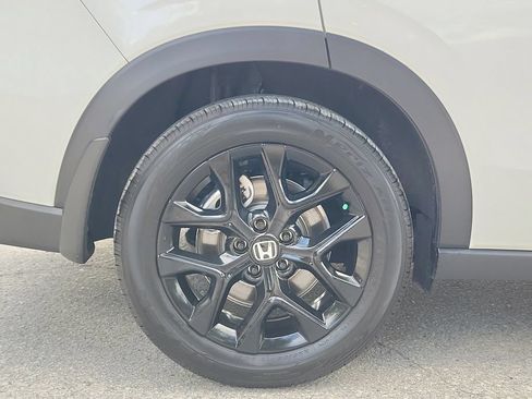 Used 2025 Honda HR-V Sport image 7