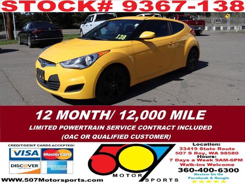 Used 2016 Hyundai Veloster FWD image 2