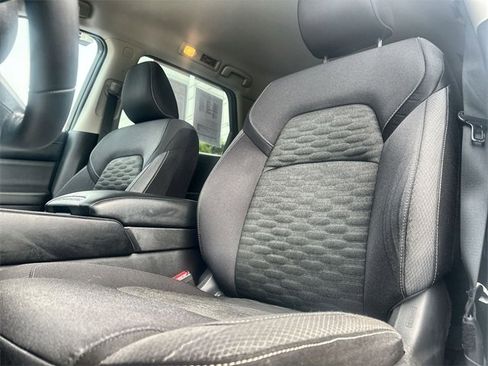 Certified 2022 Nissan Pathfinder SV image 11