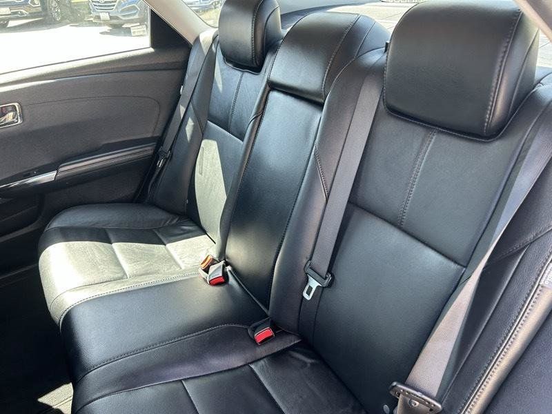 Used 2015 Toyota Avalon XLE w/ Preferred Accessory Package FWD image 14