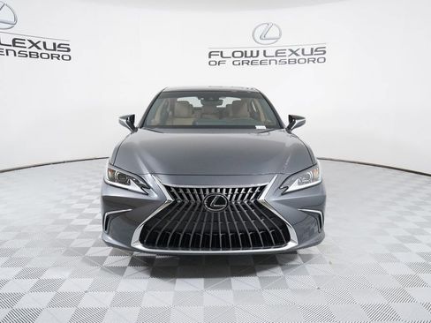New 2025 Lexus ES 350 w/ Premium Package image 2