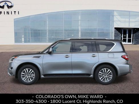 Used 2024 Nissan Armada SL image 2