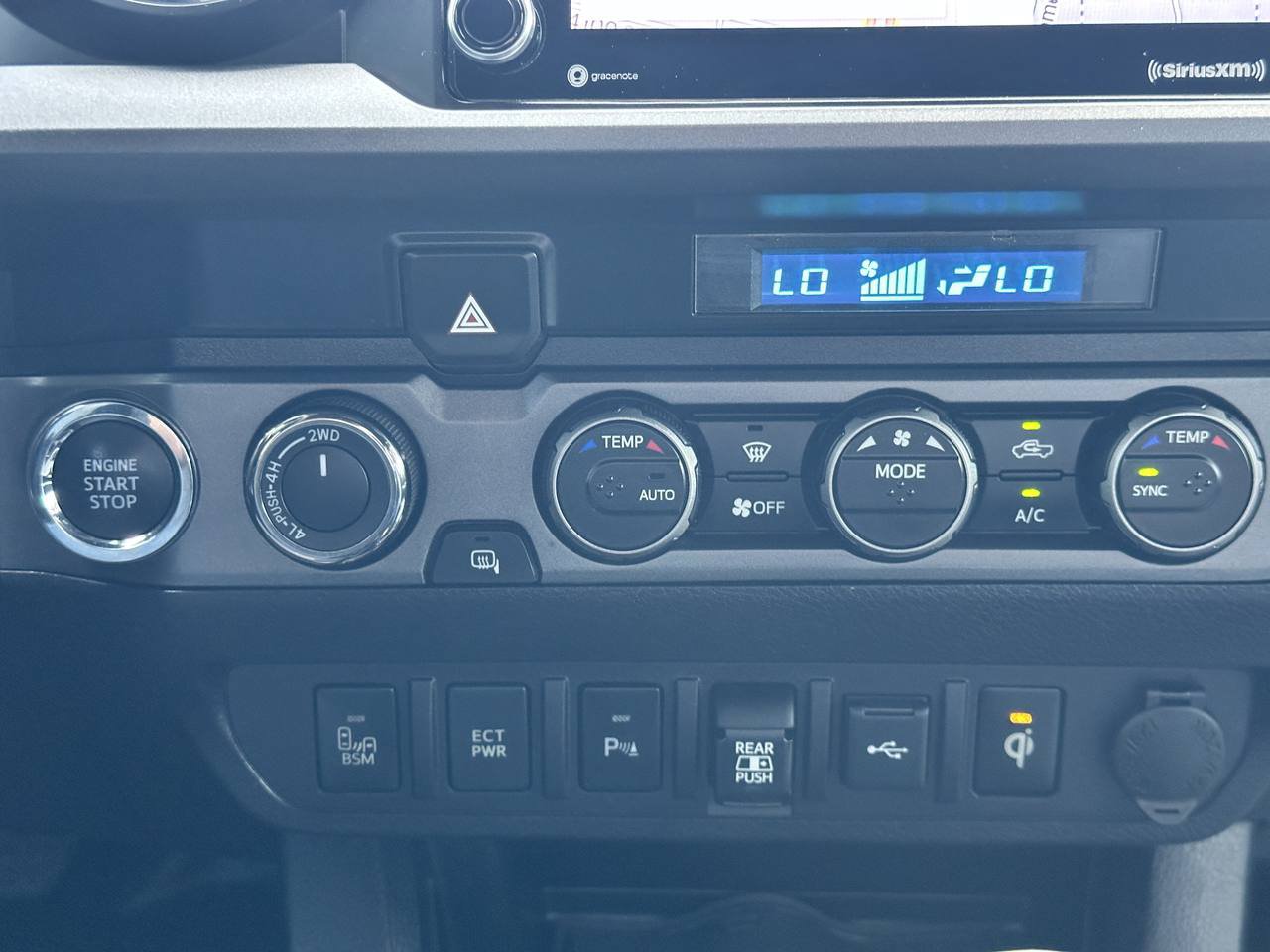 Used 2021 Toyota Tacoma TRD Sport w/ Technology Package AWD/4WD image 32