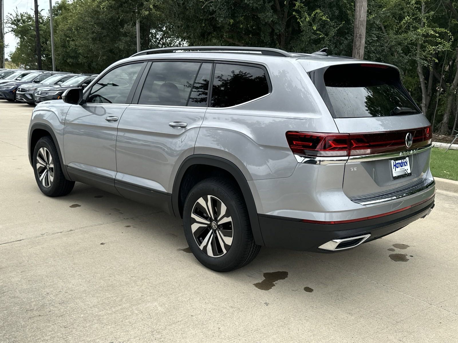 Certified 2026 Volkswagen Atlas SE FWD image 33