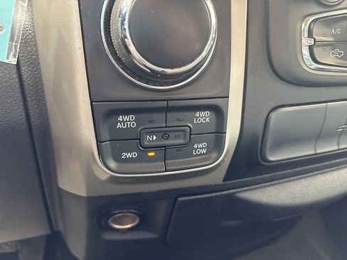 Used 2017 RAM 1500 Big Horn image 41