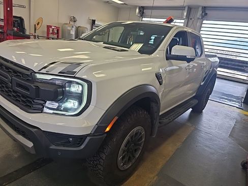 Used 2025 Ford Ranger Raptor AWD/4WD image 4