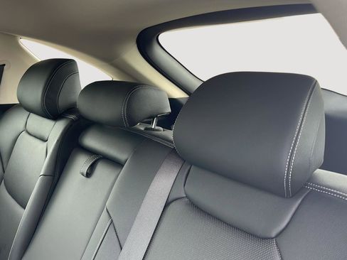 New 2026 Genesis GV70 2.5T AWD/4WD image 12