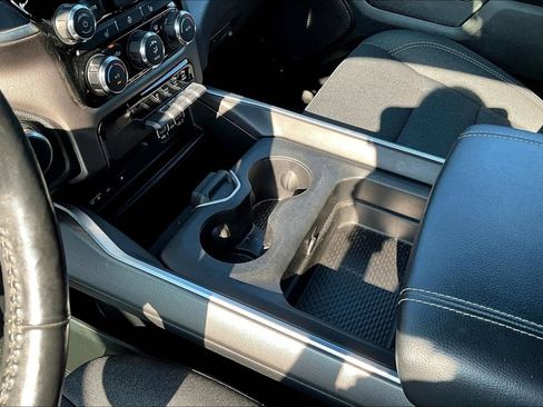 Used 2019 RAM 1500 Big Horn AWD/4WD image 14