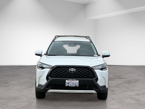 Used 2024 Toyota Corolla Cross LE FWD image 10
