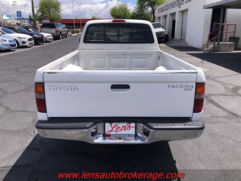 Used 1999 Toyota Tacoma 2WD Xtracab w/ SR5 Pkg image 7