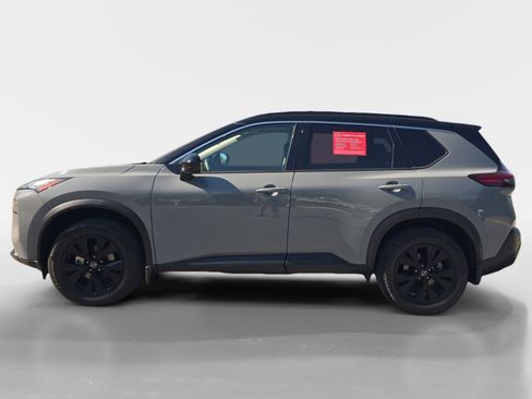 Certified 2023 Nissan Rogue SV w/ SV Premium B Package FWD image 2