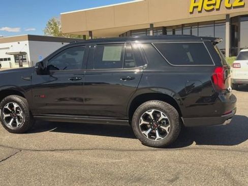 Used 2025 GMC Yukon AT4 w/ AT4 Premium Package AWD/4WD image 6