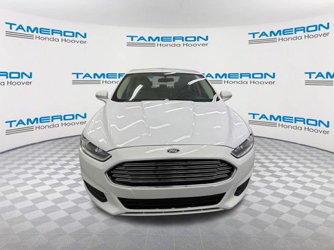 Used 2016 Ford Fusion SE FWD image 8