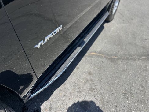 Used 2020 GMC Yukon SLT AWD/4WD image 7