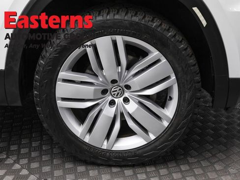 Used 2019 Volkswagen Atlas SE w/ Towing Package image 31