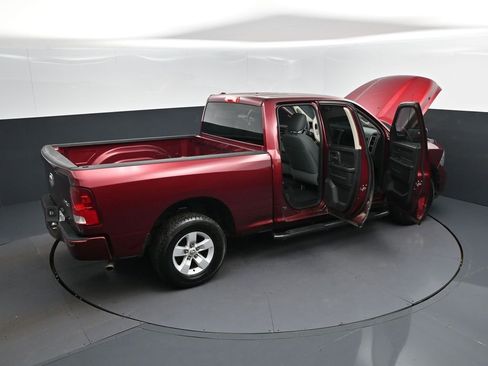 Used 2019 RAM 1500 Express AWD/4WD image 49