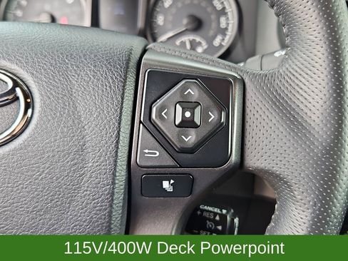Used 2016 Toyota Tacoma TRD Off-Road w/ Premium & Technology Package AWD/4WD image 12