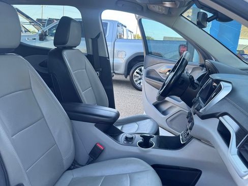 Used 2020 GMC Terrain SLT FWD image 9