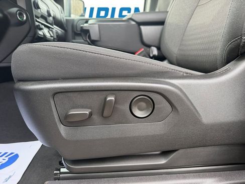 Used 2024 Chevrolet Silverado 2500 Custom w/ Custom Value Package image 24