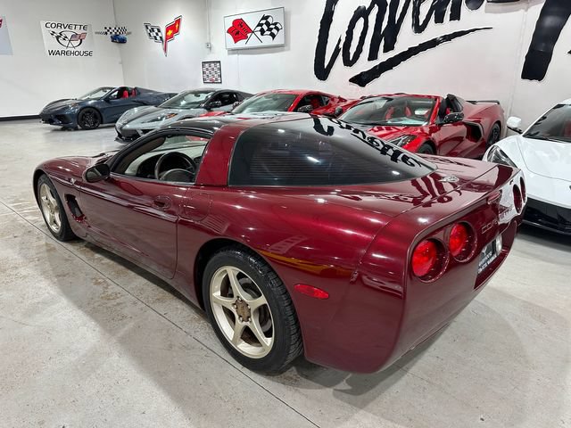 Used 2003 Chevrolet Corvette Coupe w/ Preferred Equipment Group RWD image 29