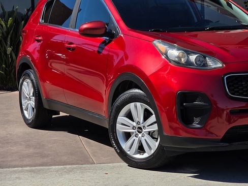 Used 2019 Kia Sportage LX image 4