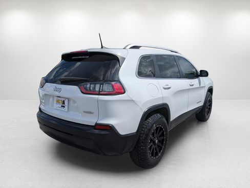 Used 2019 Jeep Cherokee Latitude w/ Popular Appearance Group image 5